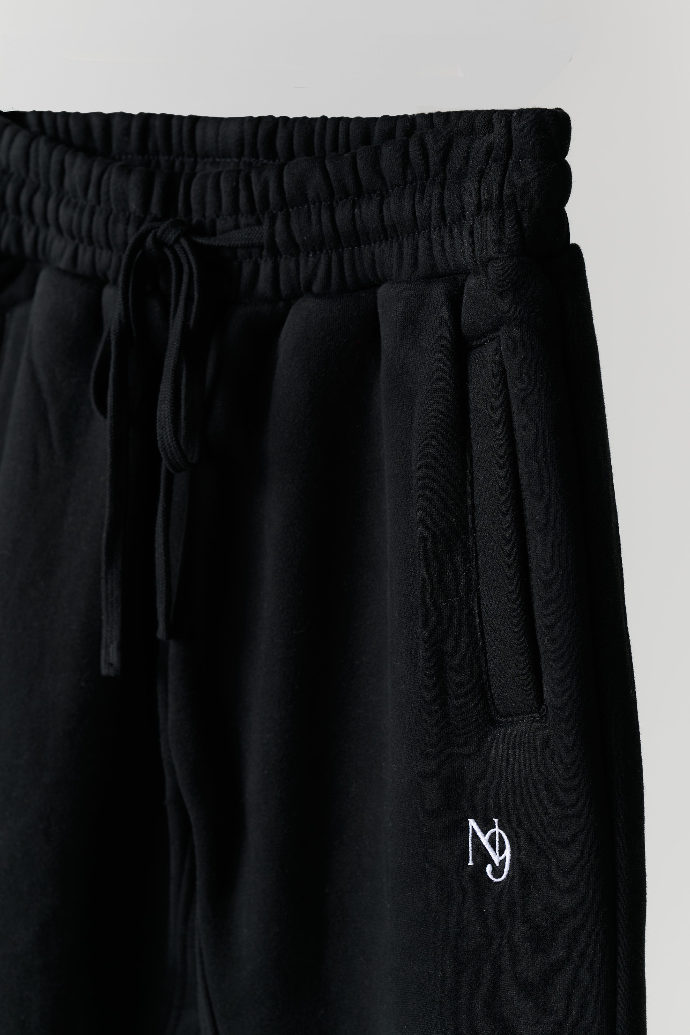 Neuf. Signature Set - Black
